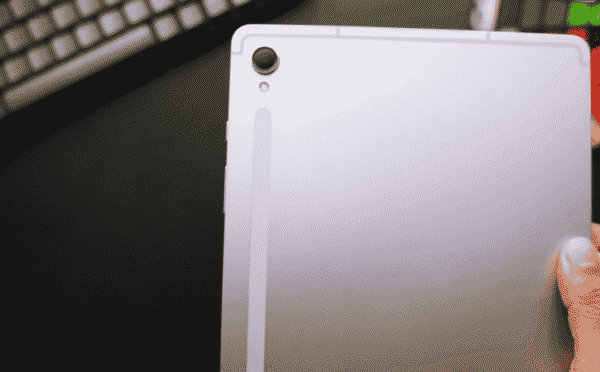 Galaxy Tab S9 features a 13-megapixel back camera